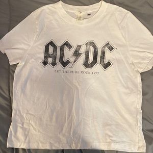 Baggy AC/DC shirt from H&M, new, no holes, clean